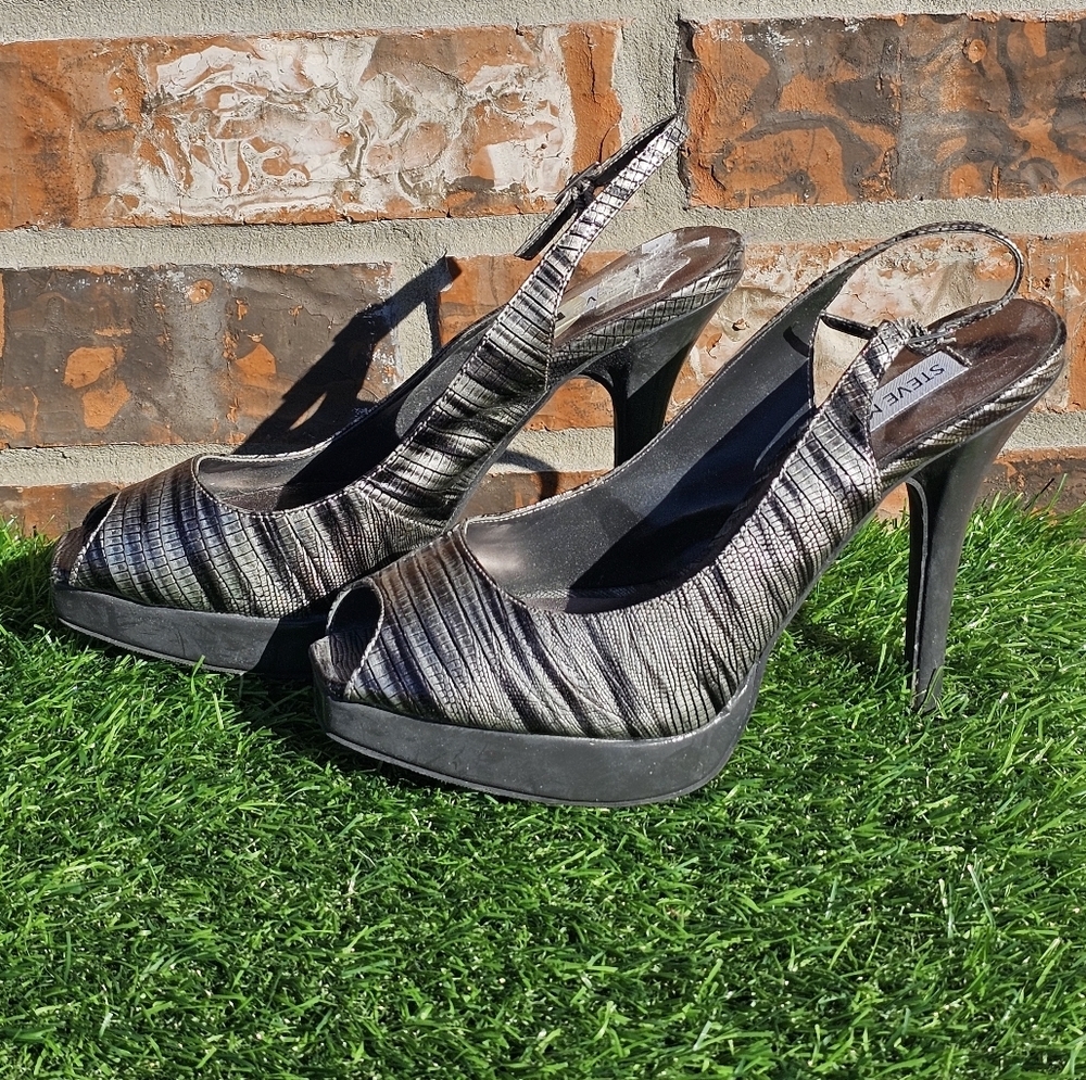 Steve Madden Striped Platform Slingback Peep Toe, Women's Size 7